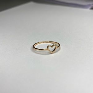 Minimalist style, stackable, alloy metal (no rust)